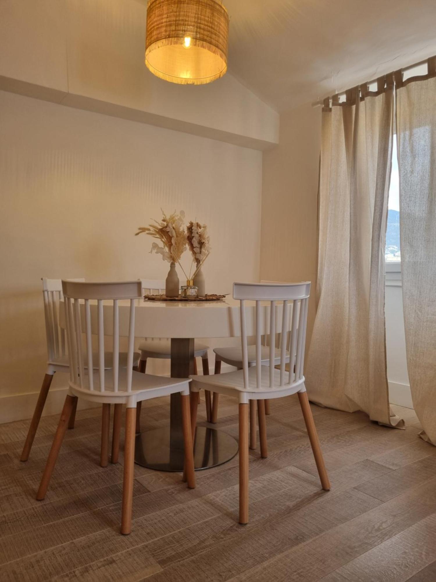 Avec Grande Terrasse * Bastia (Corsica)